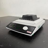 Thermo Scientific Digital Shaking Drybath image 1